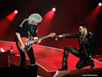 Brian May e Adam Lambert