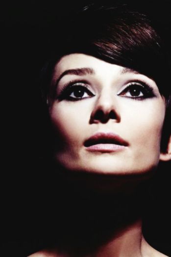 Audrey Hepburn - How to Steal a Million