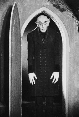 Nosferatu, Nosferatu, eine Symphonie des Grauens, Germania 1922, diretto da F. W. Murnau. Max Schreck nel ruolo del Conte Orlok, trasposizione cinematografica di Dracula.