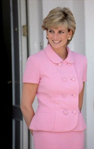 Lady Diana, 1995, in Versace