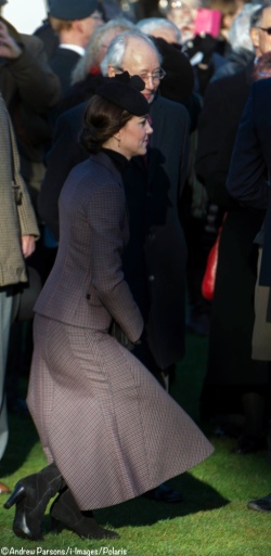 Kate-Kors-Suit-Again-Sunday-Sandringham-Gallipoli-January-10-2016-Curtsey-Curtseying-to-Queen-Andrew-Polaris
