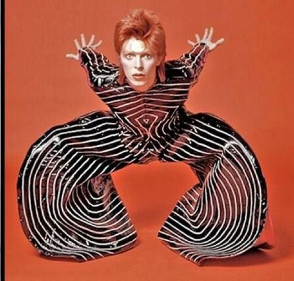 Bowie, vinyl suit