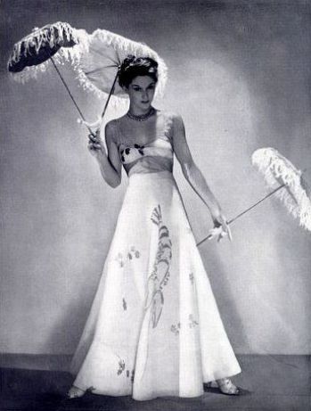 Wallis Simpson venne fotografata per Vogue con indosso il Lobster Dress.