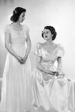 Elisabetta e Margaret nel 1947